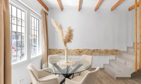 Resale - Terraced house / Townhouse - Torrevieja - Centro - Muelle Pesquero