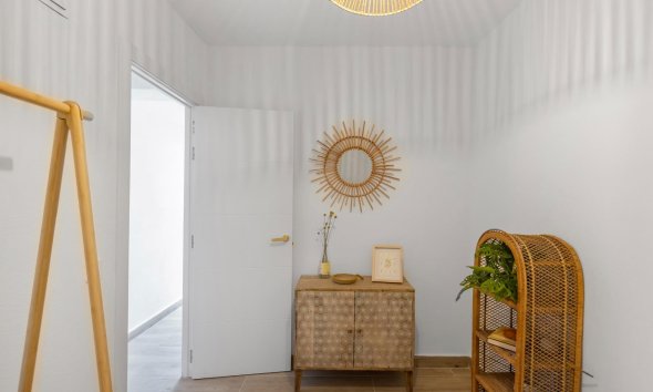 Resale - Terraced house / Townhouse - Torrevieja - Centro - Muelle Pesquero