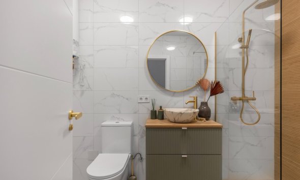 Resale - Terraced house / Townhouse - Torrevieja - Centro - Muelle Pesquero