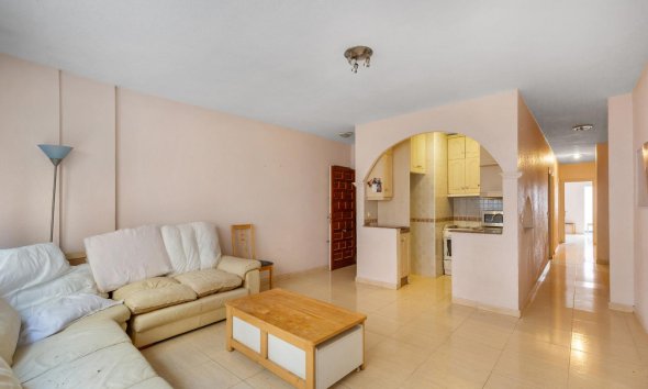 Resale - Apartment - Torrevieja - Centro - Muelle Pesquero