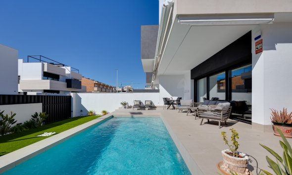 Resale - Bungalow - Pilar de la Horadada - Costa Blanca Sur