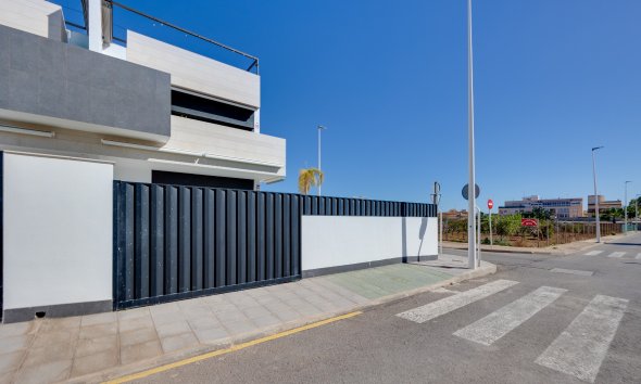 Resale - Bungalow - Pilar de la Horadada - Costa Blanca Sur