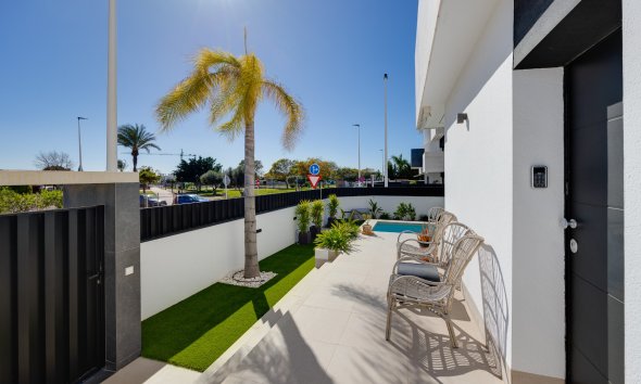 Resale - Bungalow - Pilar de la Horadada - Costa Blanca Sur