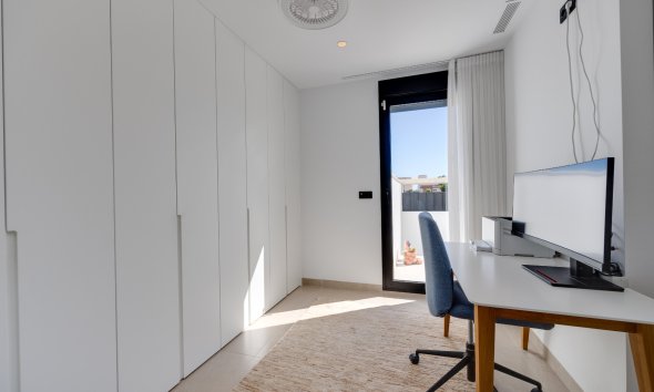 Resale - Bungalow - Pilar de la Horadada - Costa Blanca Sur