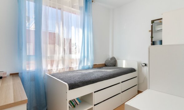 Resale - Terraced house / Townhouse - Orihuela Costa - Villamartín