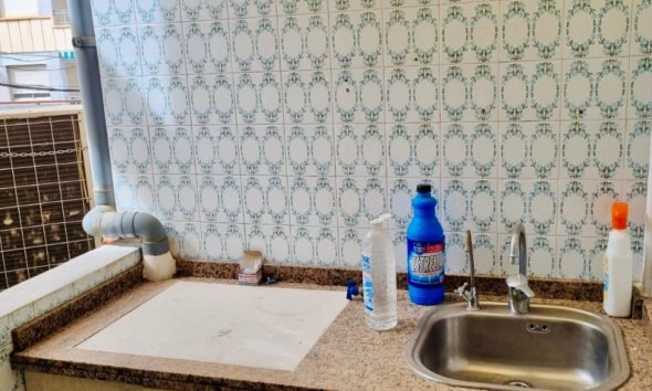 Resale - Apartment - Torrevieja Centro - Torrevieja