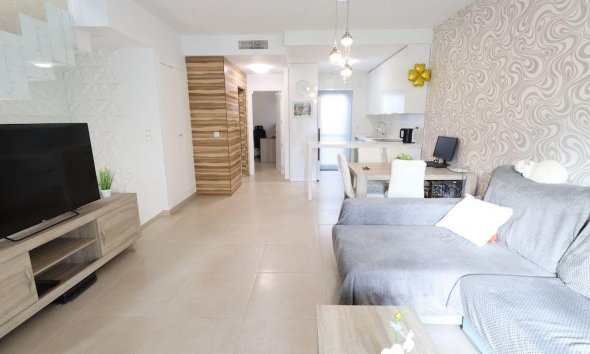 Resale - Terraced house / Townhouse - Orihuela Costa - Los Dolses