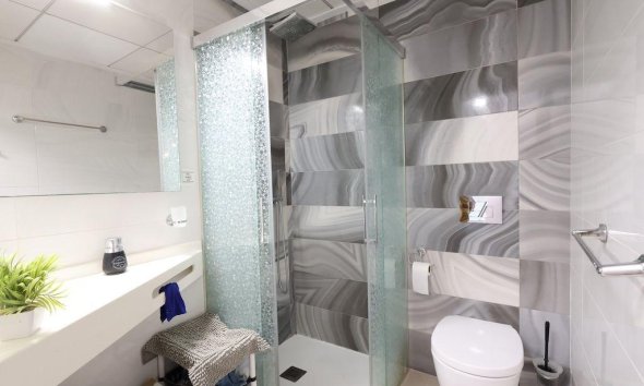 Resale - Terraced house / Townhouse - Orihuela Costa - Los Dolses