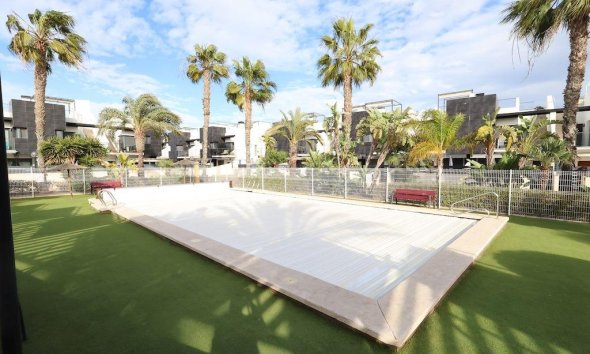 Resale - Terraced house / Townhouse - Orihuela Costa - Los Dolses