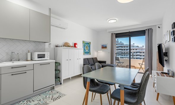 Resale - Apartment - San Miguel de Salinas - San Miguel