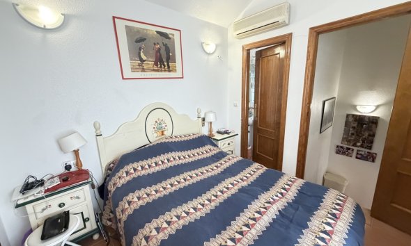 Resale - Bungalow - Orihuela Costa - Cabo Roig