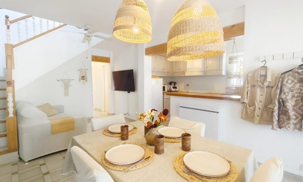 Resale - Terraced house / Townhouse - Orihuela Costa - Villamartín