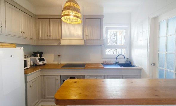 Resale - Terraced house / Townhouse - Orihuela Costa - Villamartín