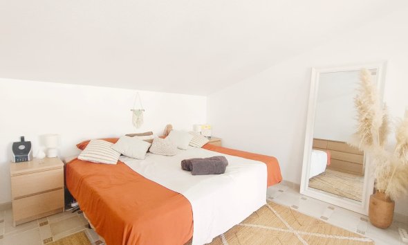 Resale - Terraced house / Townhouse - Orihuela Costa - Villamartín