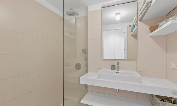 Reventa - Apartamento - Torrevieja - Los Balcones