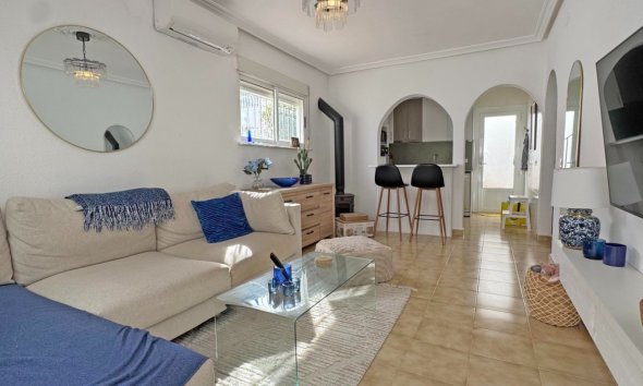 Rynek Wtórny - Willa - San Miguel de Salinas