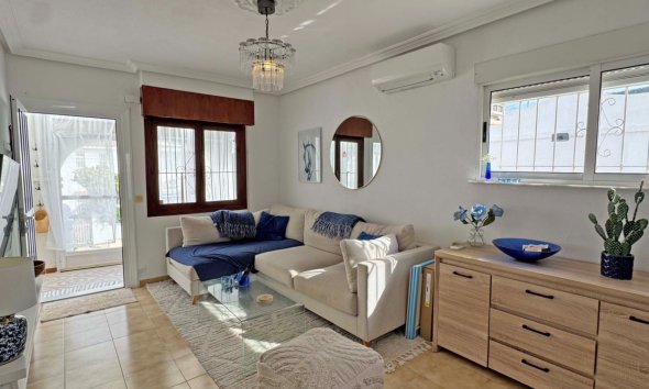 Rynek Wtórny - Willa - San Miguel de Salinas