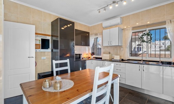 Rynek Wtórny - Willa - Ciudad Quesada - Rojales - Doña pepa