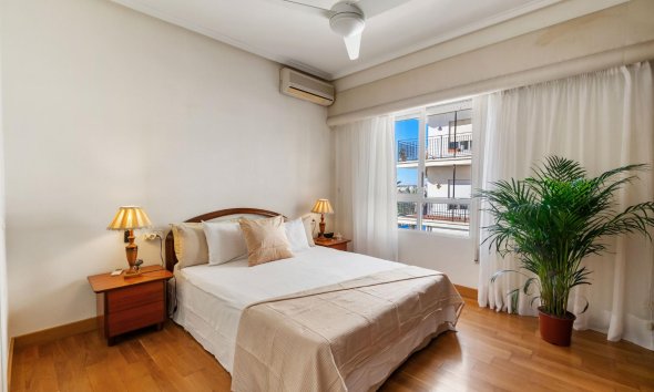 Rynek Wtórny - Apartament - Torrevieja - Piscinas naturales