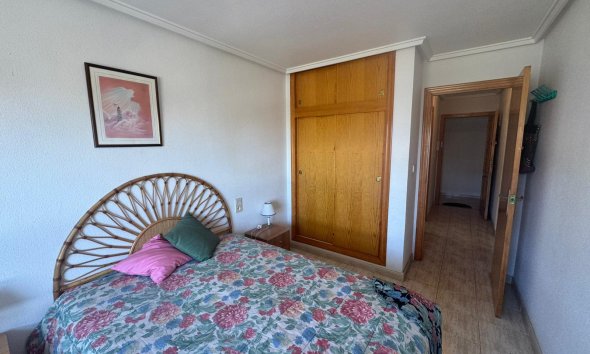 Resale - Apartment - Torrevieja - Playa del Acequión