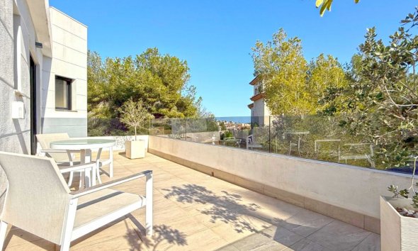Resale - Villa - Orihuela Costa - Villamartín