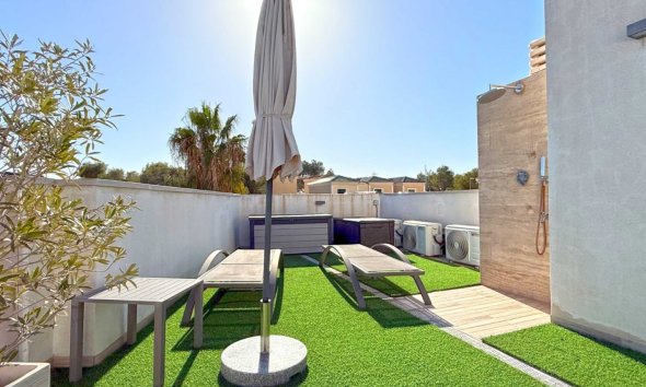 Resale - Villa - Orihuela Costa - Villamartín