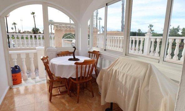 Resale - Terraced house / Townhouse - Torrevieja - El limonar