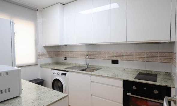 Resale - Terraced house / Townhouse - Torrevieja - El limonar