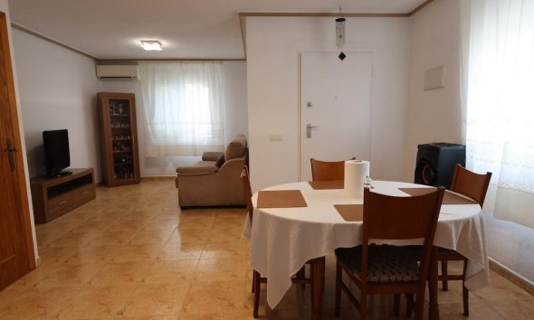 Resale - Terraced house / Townhouse - Torrevieja - El limonar
