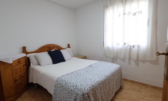 Resale - Terraced house / Townhouse - Torrevieja - El limonar