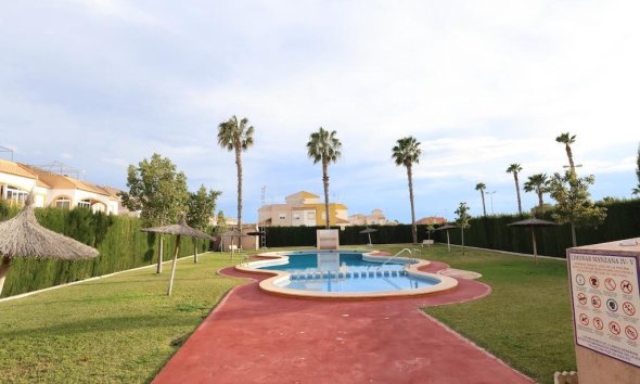 Resale - Terraced house / Townhouse - Torrevieja - El limonar