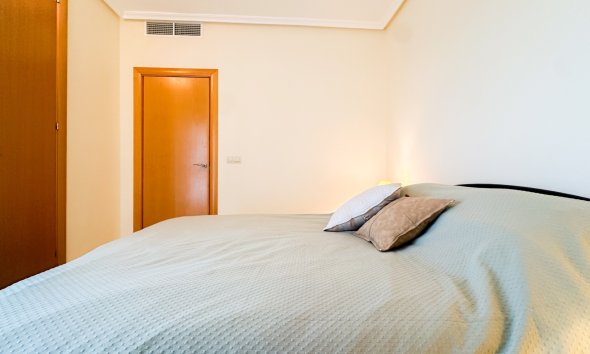 Resale - Apartment - Orihuela Costa - Villamartín