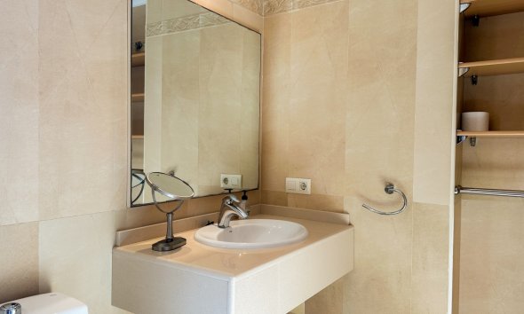 Resale - Apartment - Orihuela Costa - Villamartín