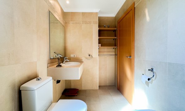 Resale - Apartment - Orihuela Costa - Villamartín