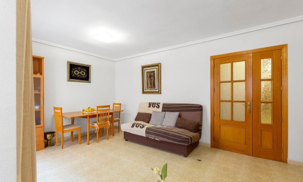 Resale - Apartment - Torrevieja - Centro