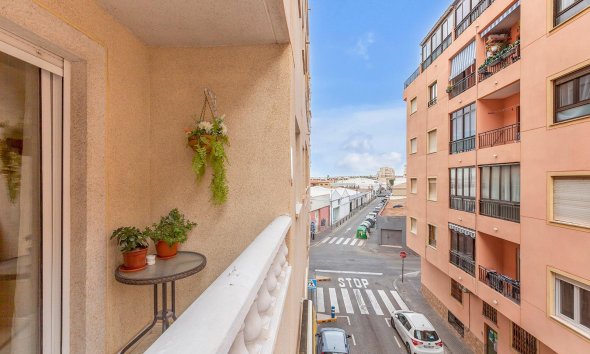 Resale - Apartment - Torrevieja - Centro