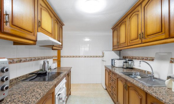 Resale - Apartment - Torrevieja - Centro