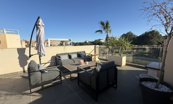 Resale - Villa - Orihuela Costa - La Zenia