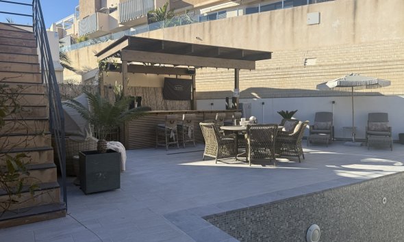 Resale - Villa - Orihuela Costa - La Zenia