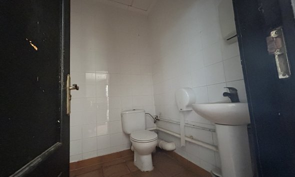 Resale - Commercial premises / Commercial unit / Retail space - Orihuela Costa - Villamartin