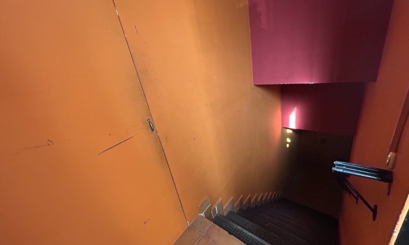 Resale - Commercial premises / Commercial unit / Retail space - Orihuela Costa - Villamartin