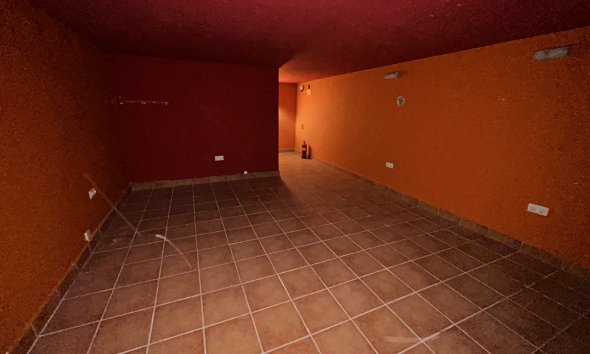 Resale - Commercial premises / Commercial unit / Retail space - Orihuela Costa - Villamartin