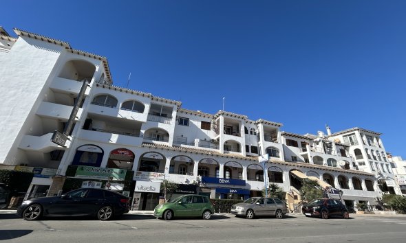 Resale - Commercial premises / Commercial unit / Retail space - Orihuela Costa - Villamartin