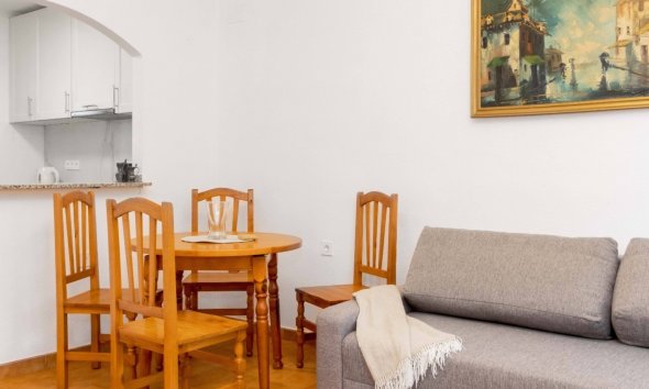 Resale - Terraced house / Townhouse - Orihuela Costa - La Zenia