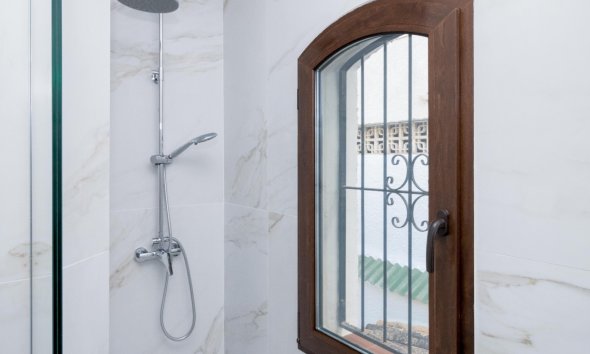 Resale - Terraced house / Townhouse - Orihuela Costa - La Zenia