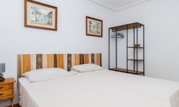 Resale - Terraced house / Townhouse - Orihuela Costa - La Zenia