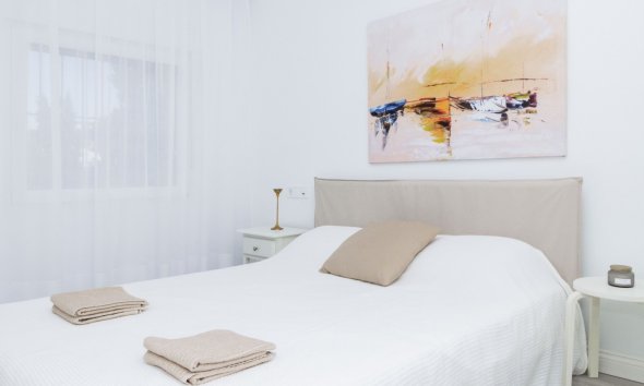 Resale - Terraced house / Townhouse - Orihuela Costa - La Zenia