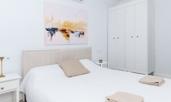 Resale - Terraced house / Townhouse - Orihuela Costa - La Zenia