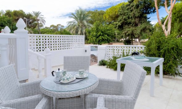 Resale - Terraced house / Townhouse - Orihuela Costa - La Zenia