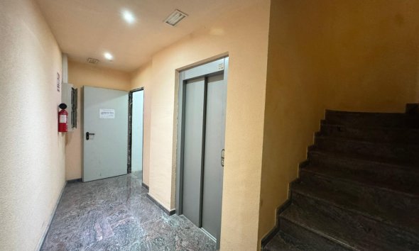 Resale - Parking - Torrevieja